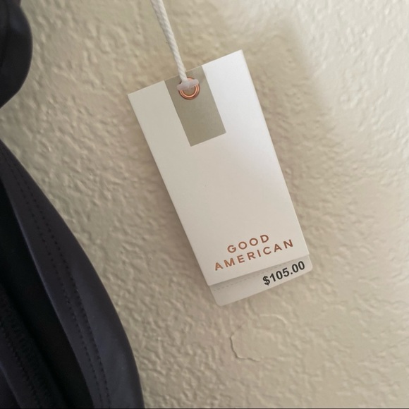 Good American halter one-piece swimsuit - Picture 5 of 8